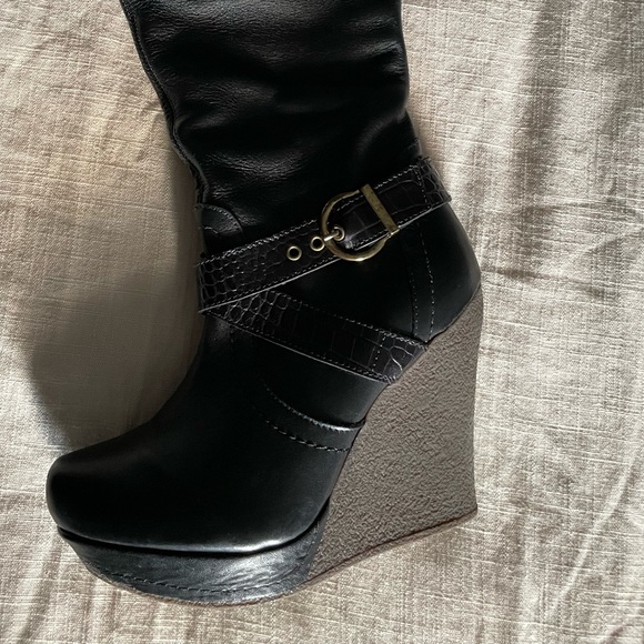 Dolls Kill | Genuine Leather Platform Over-the-Knees Boots - Picture 2 of 3